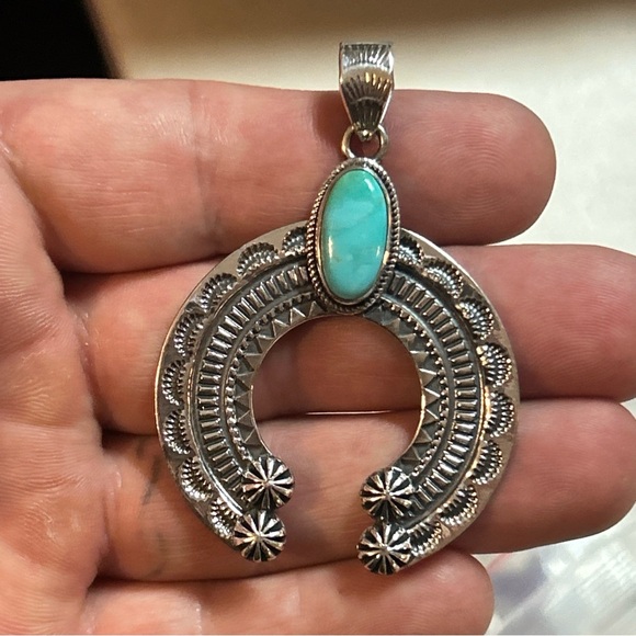 STERLING SILVER NATIVE KINGMAN TURQUOISE STAMPED FLOATING NAJA PENDANT 2 3/4” - Picture 1 of 11